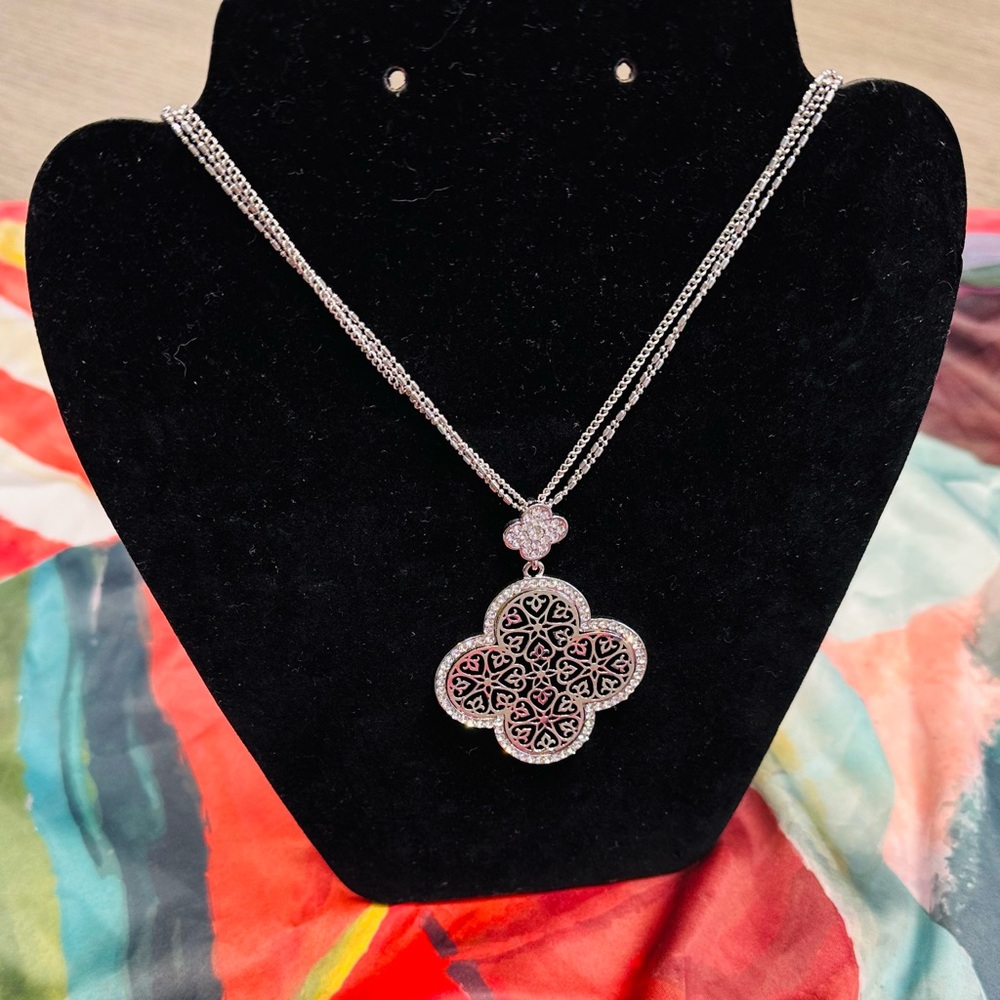 Silver Tone Necklace